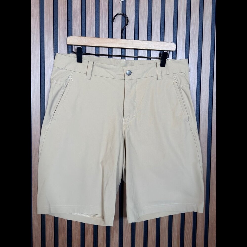 Lululemon Chino Shorts 36 Men’s Tan 8.5” Inseam Flat Front